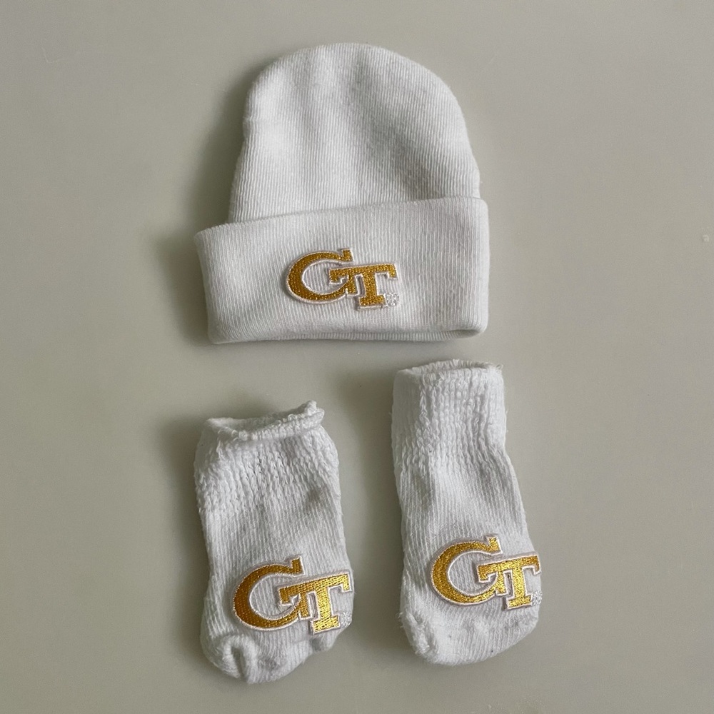 Georgia Tech White NB Hat & Socks